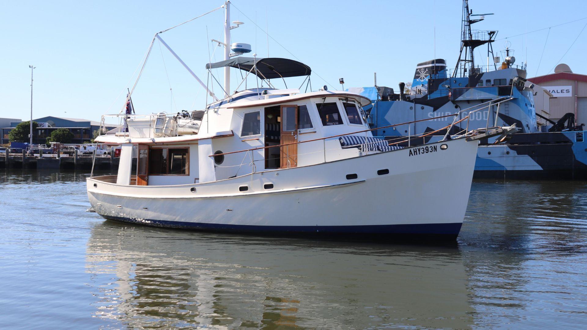 Kadey Krogen 42 Widebody Trawler