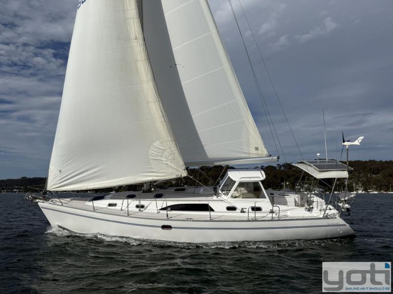 Catalina Yachts 445