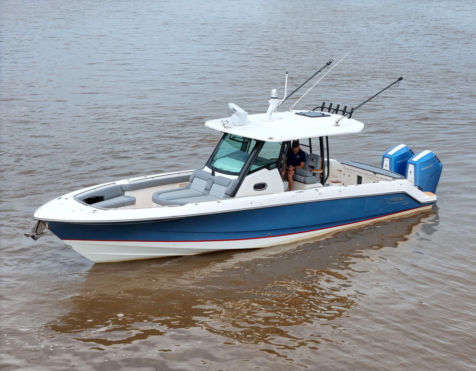 Boston Whaler 360 Outrage