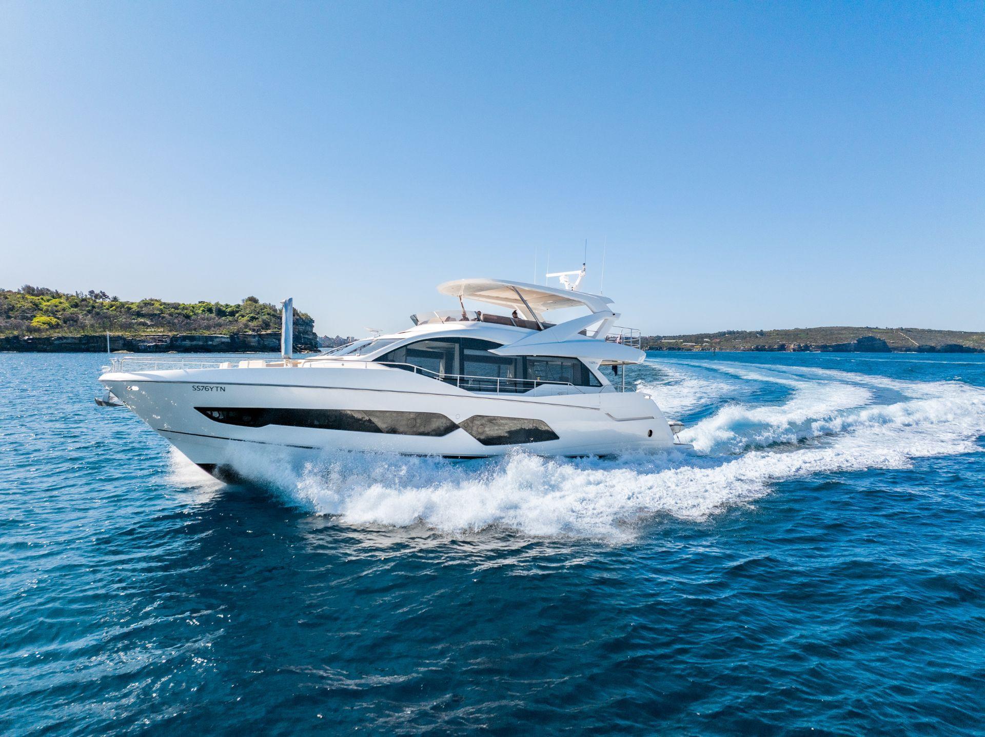 Sunseeker 76' Yacht