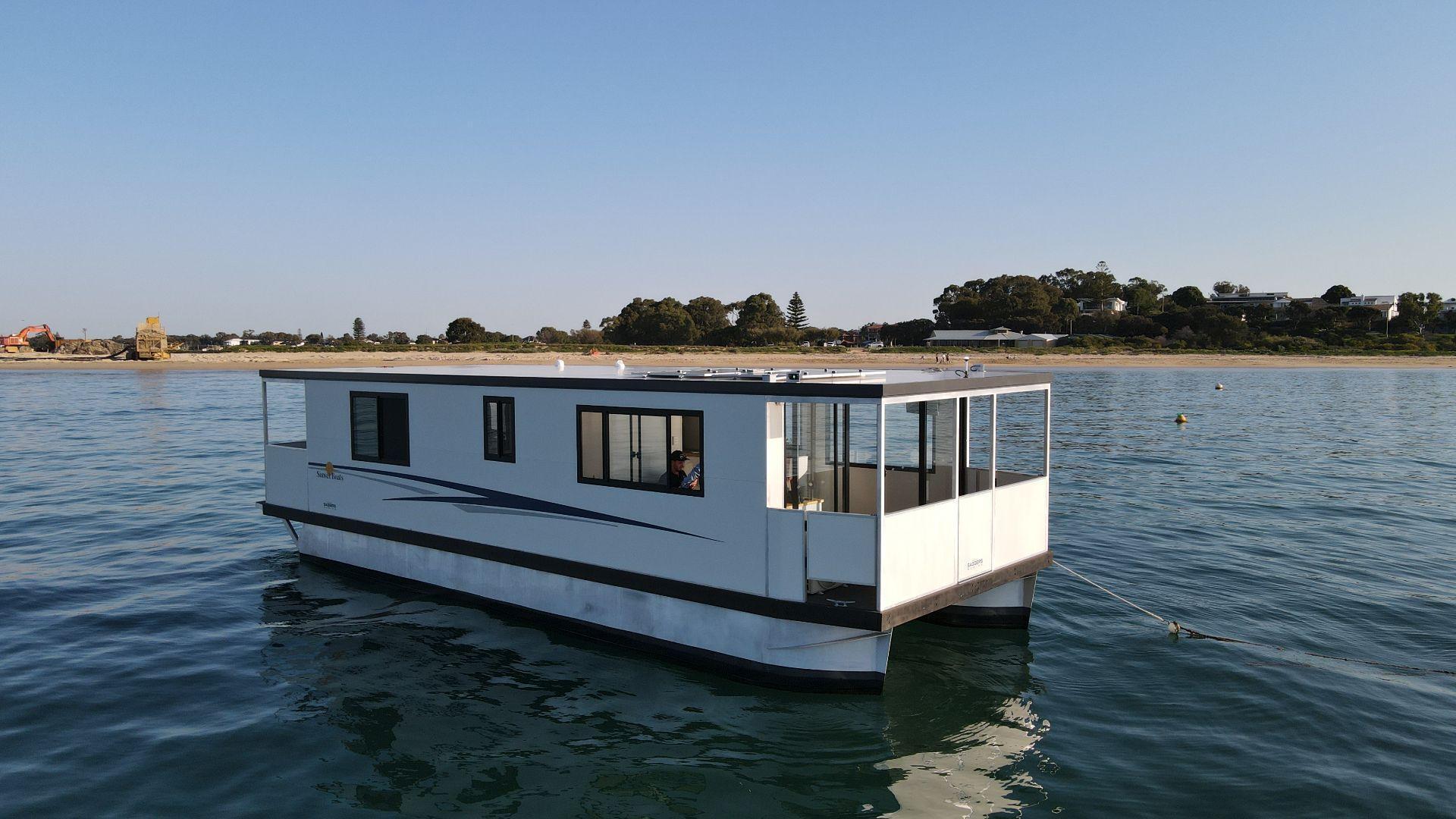 Sunset Boats 2 Bedroom