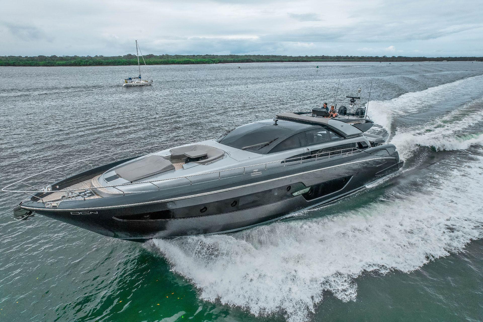 Riva Domino 88