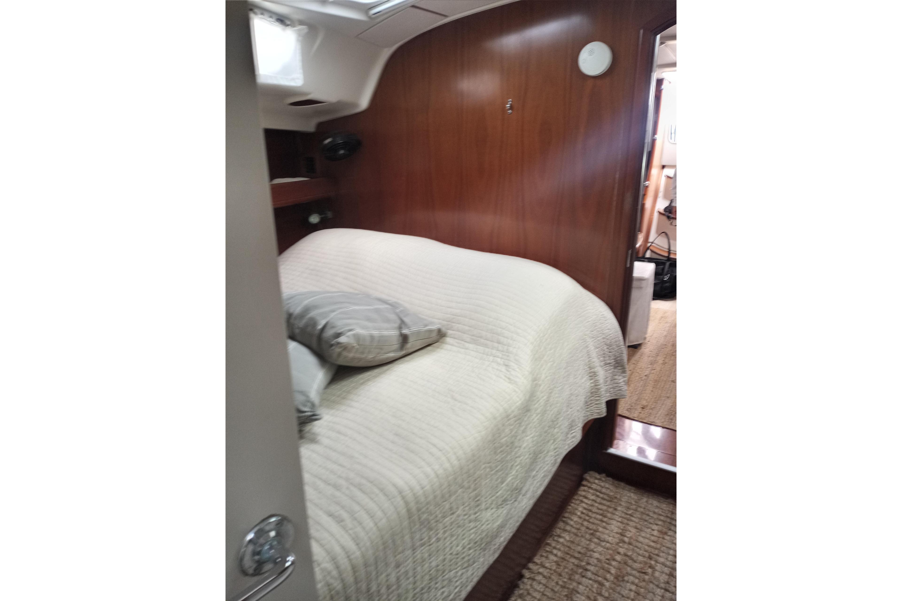 Beneteau Oceanis 411