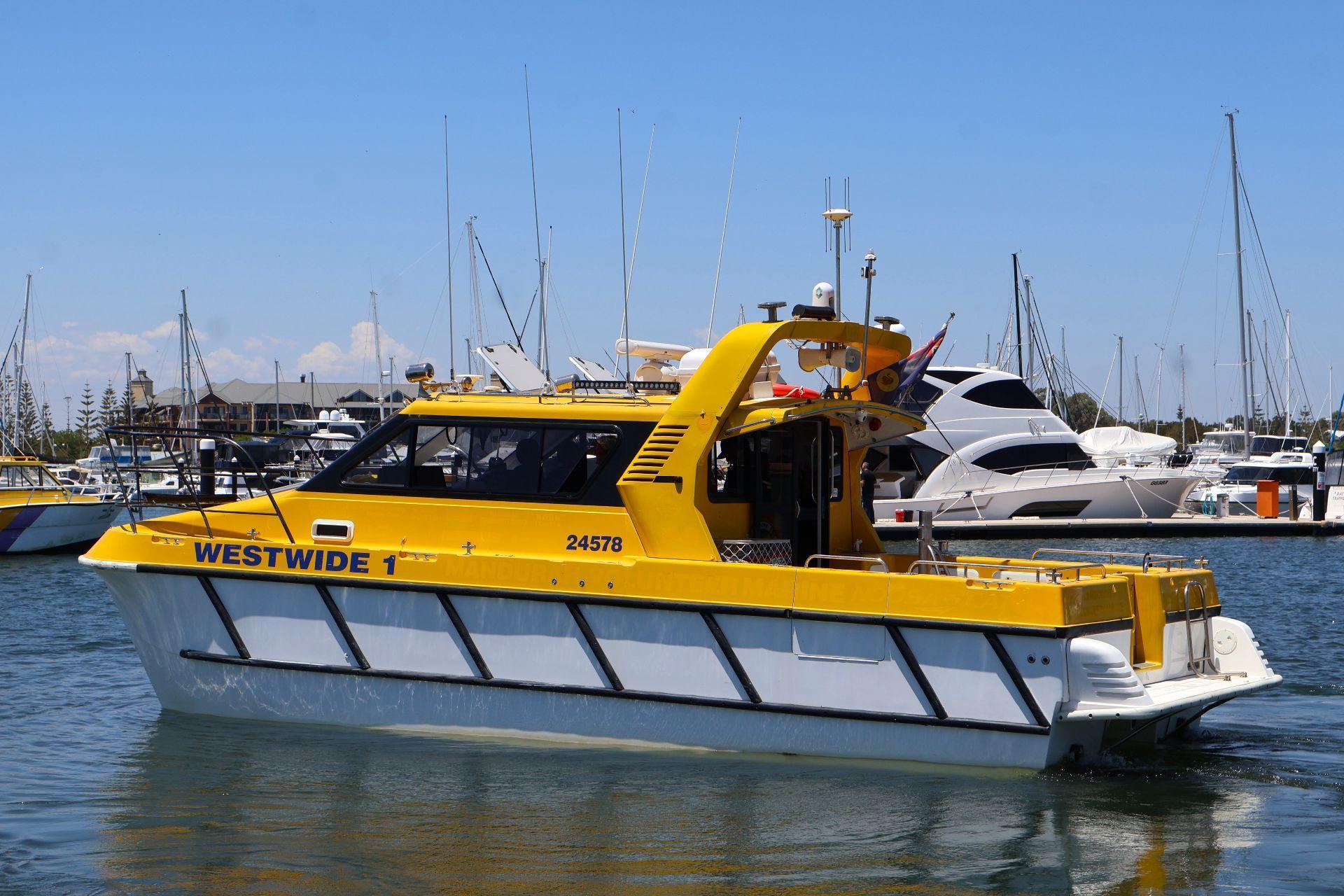 Noosa Cat 3500 COMMERCIAL