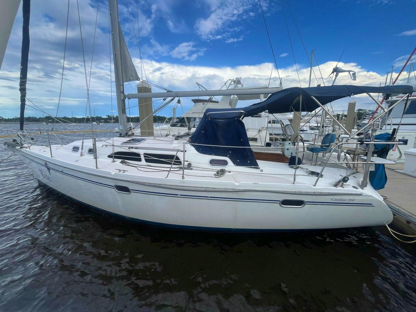 Catalina 350
