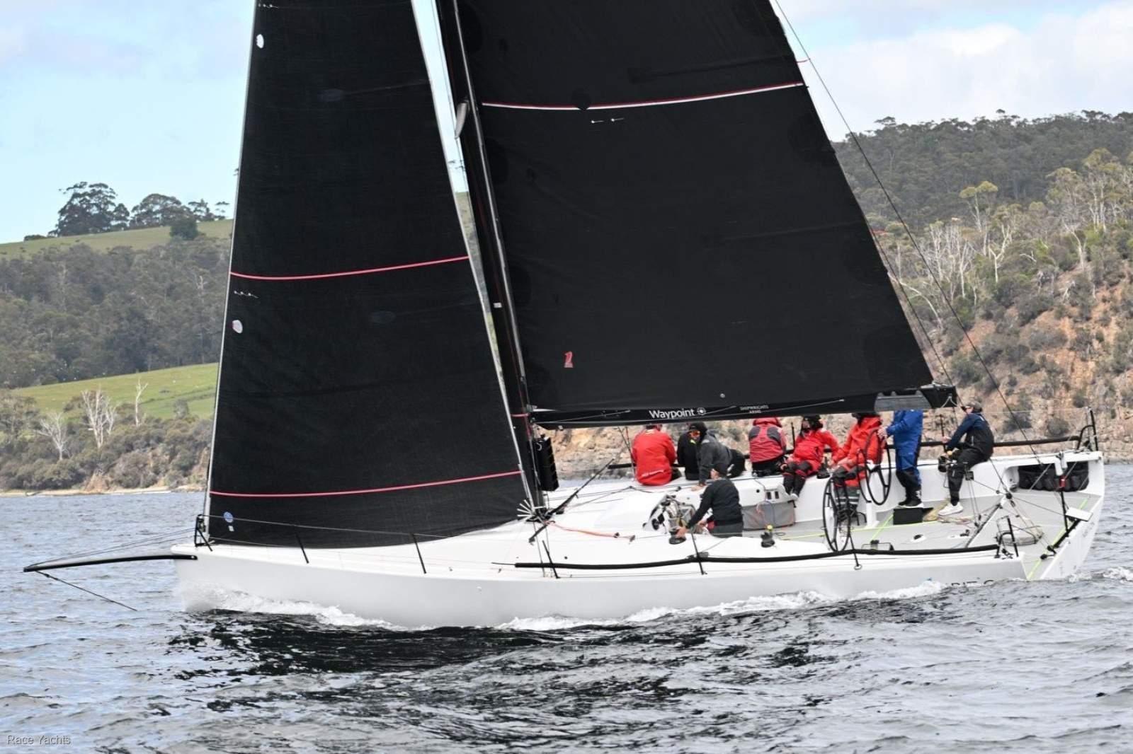 Botin Carkeek GP42 Ambition