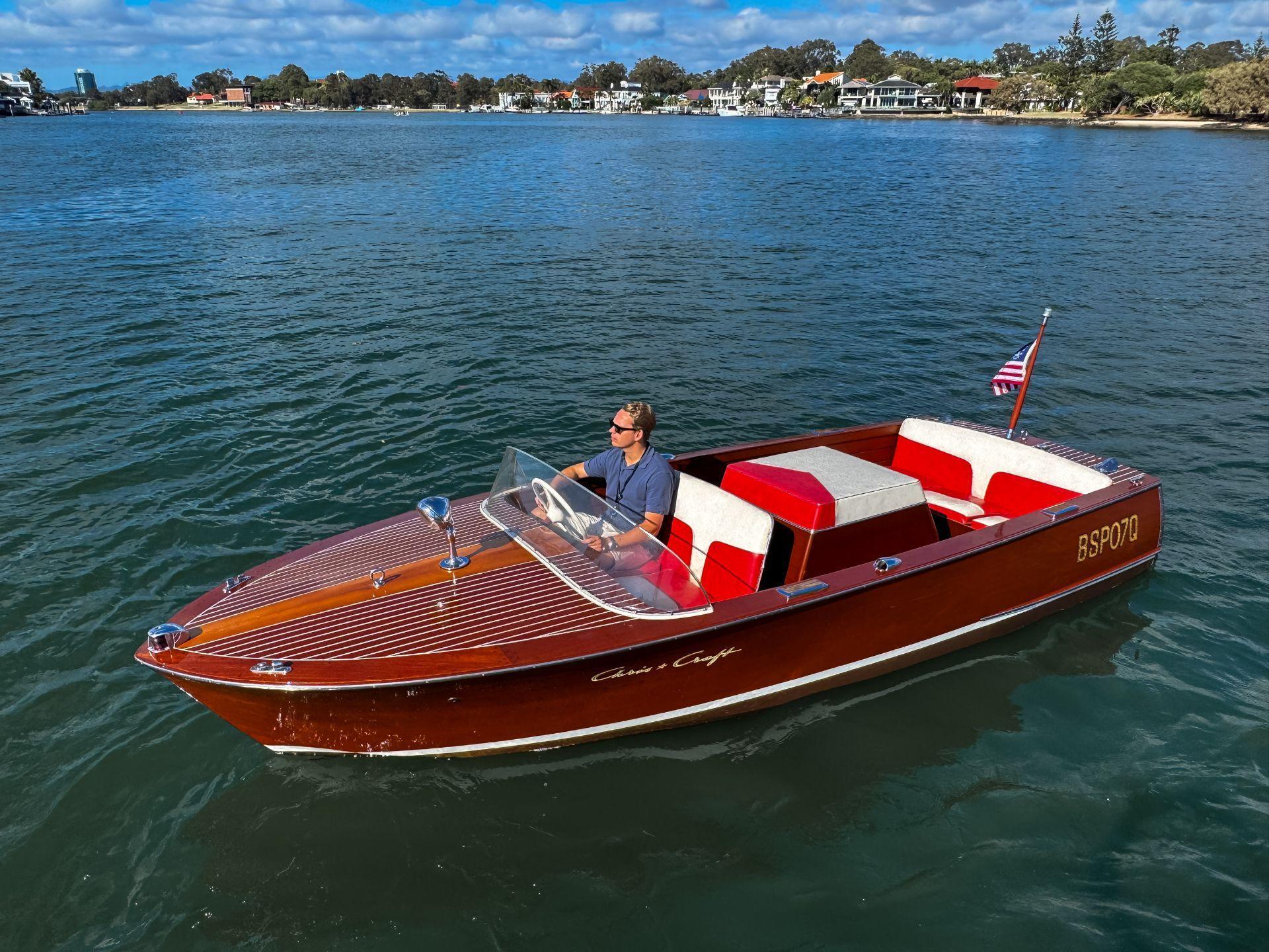Chris Craft Sportsman