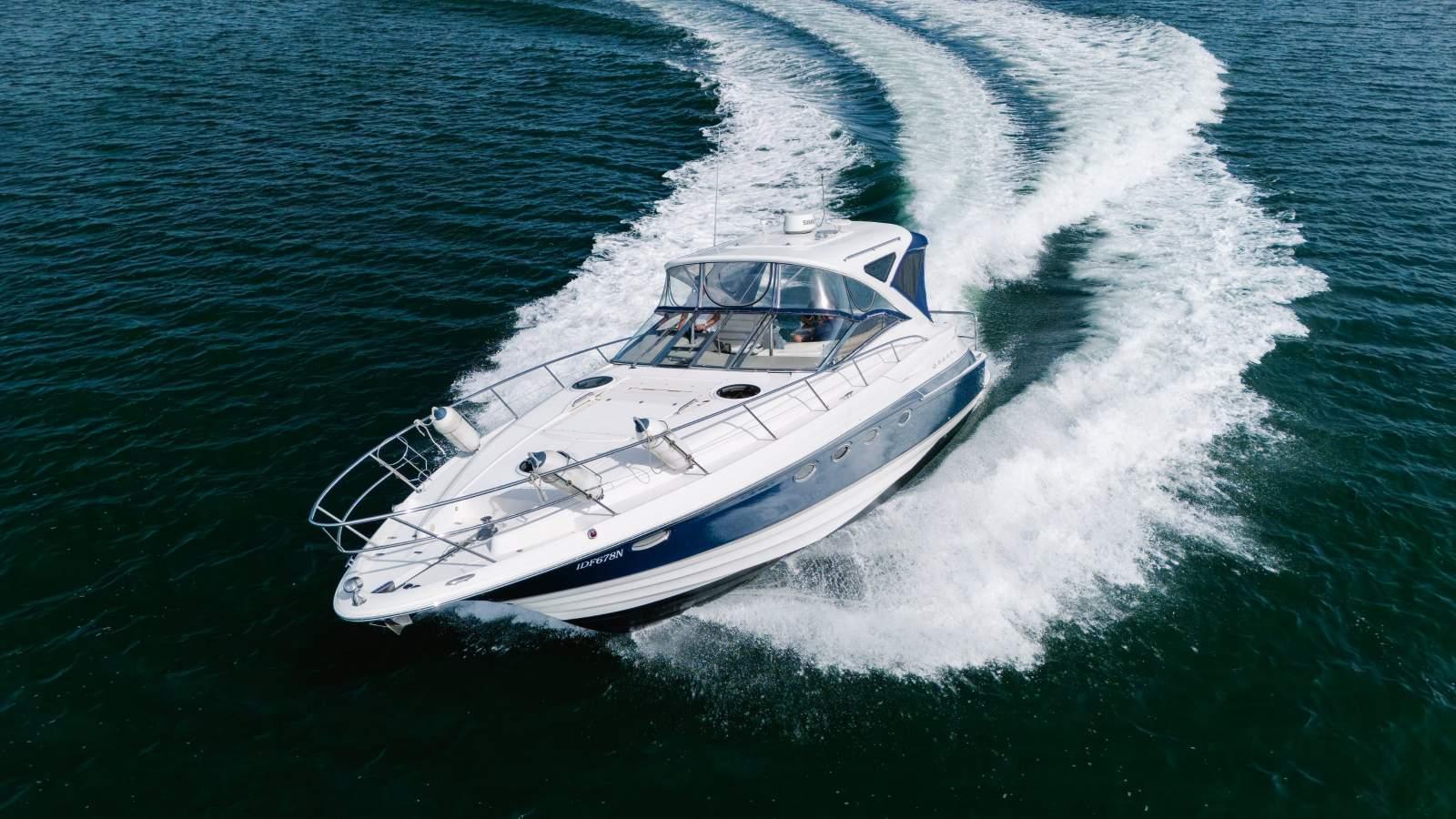 Regal 4460 Sports Cruiser