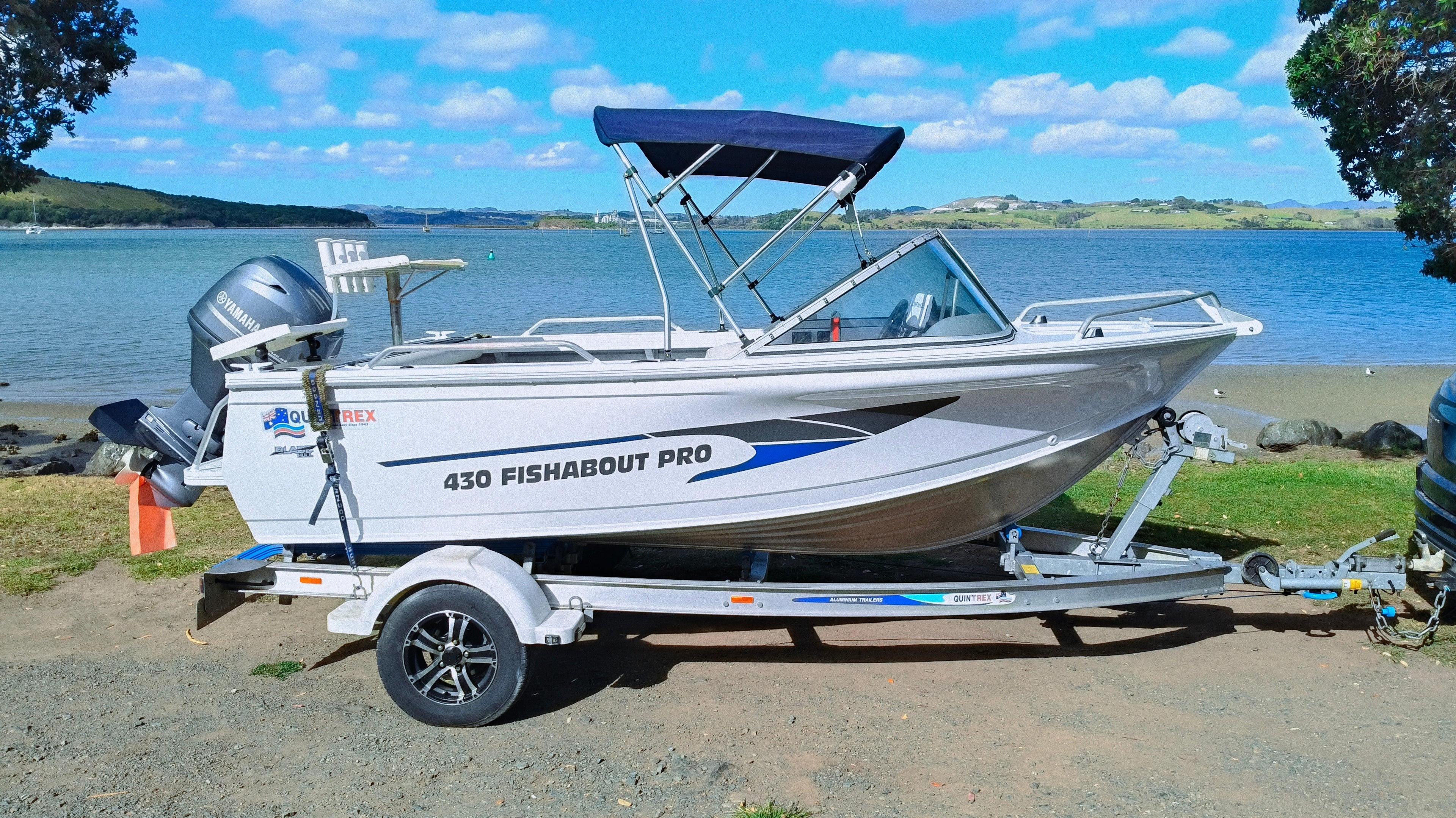 Quintrex 430 Fishabout PRO