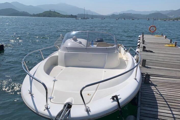 Jeanneau Speedboat