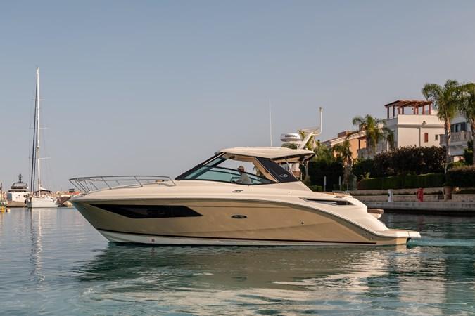 Sea Ray 320 Sundancer