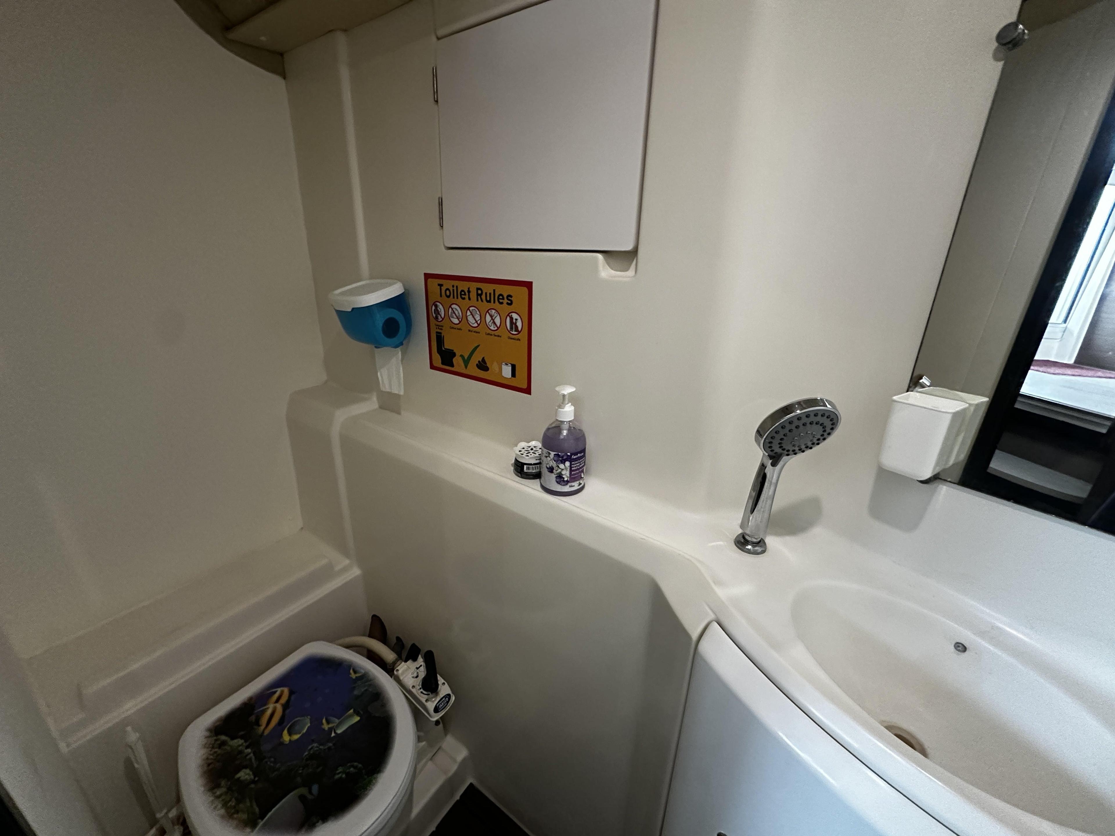 Photo 43