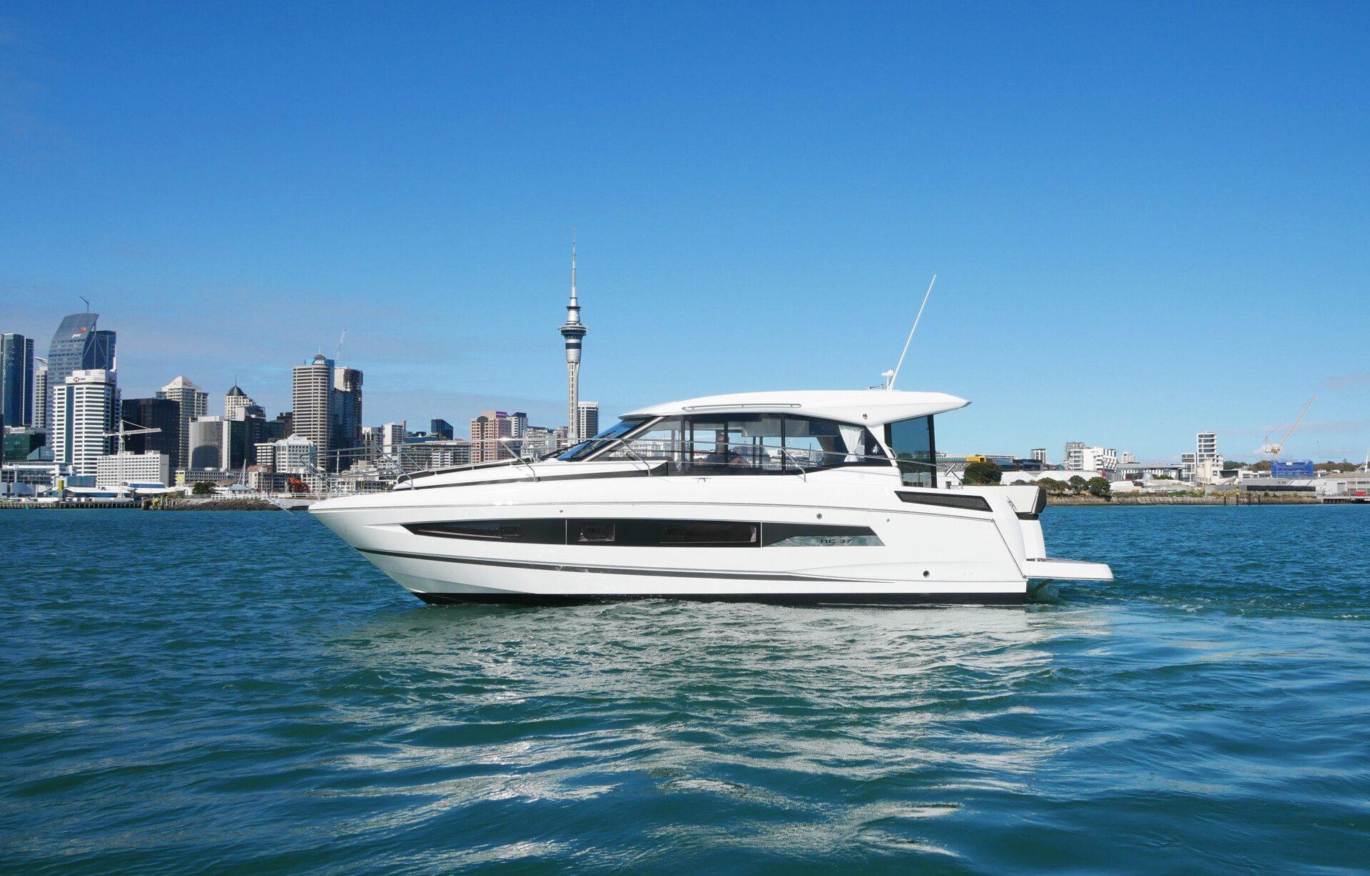 Jeanneau NC 37