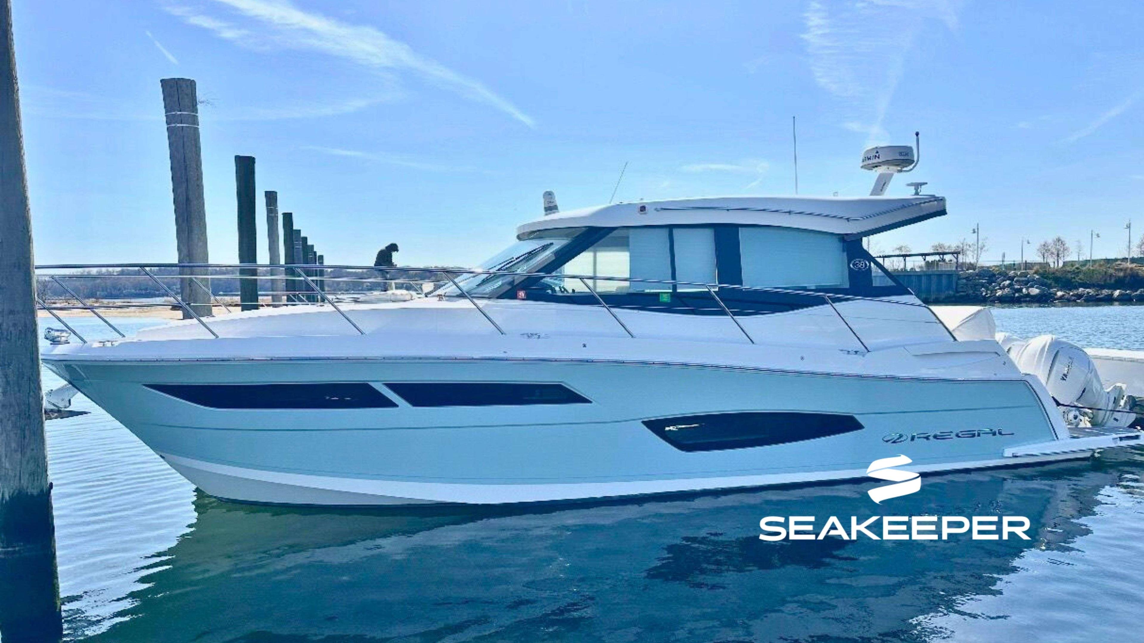 Regal 38 XO