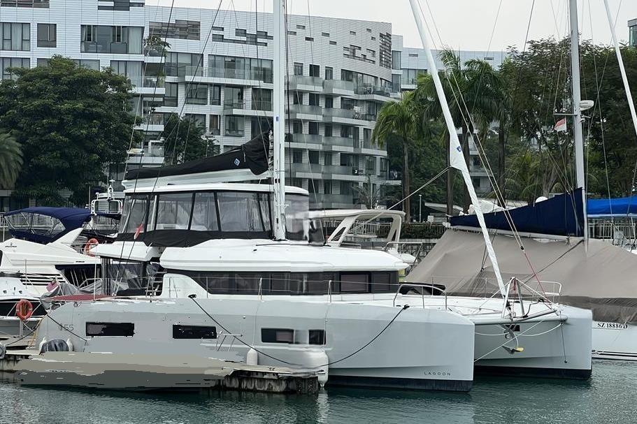 Lagoon 55