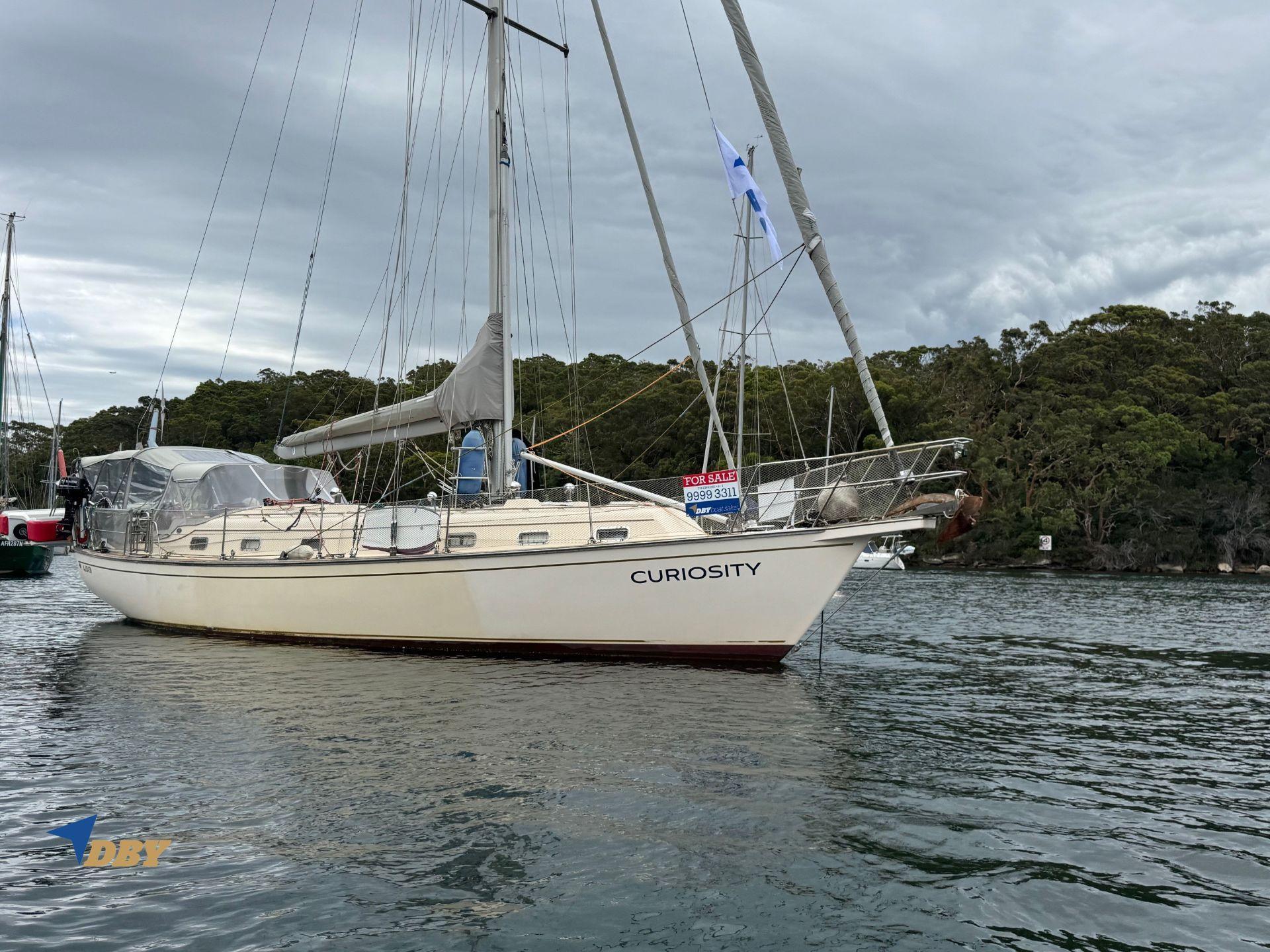 Island Packet 45