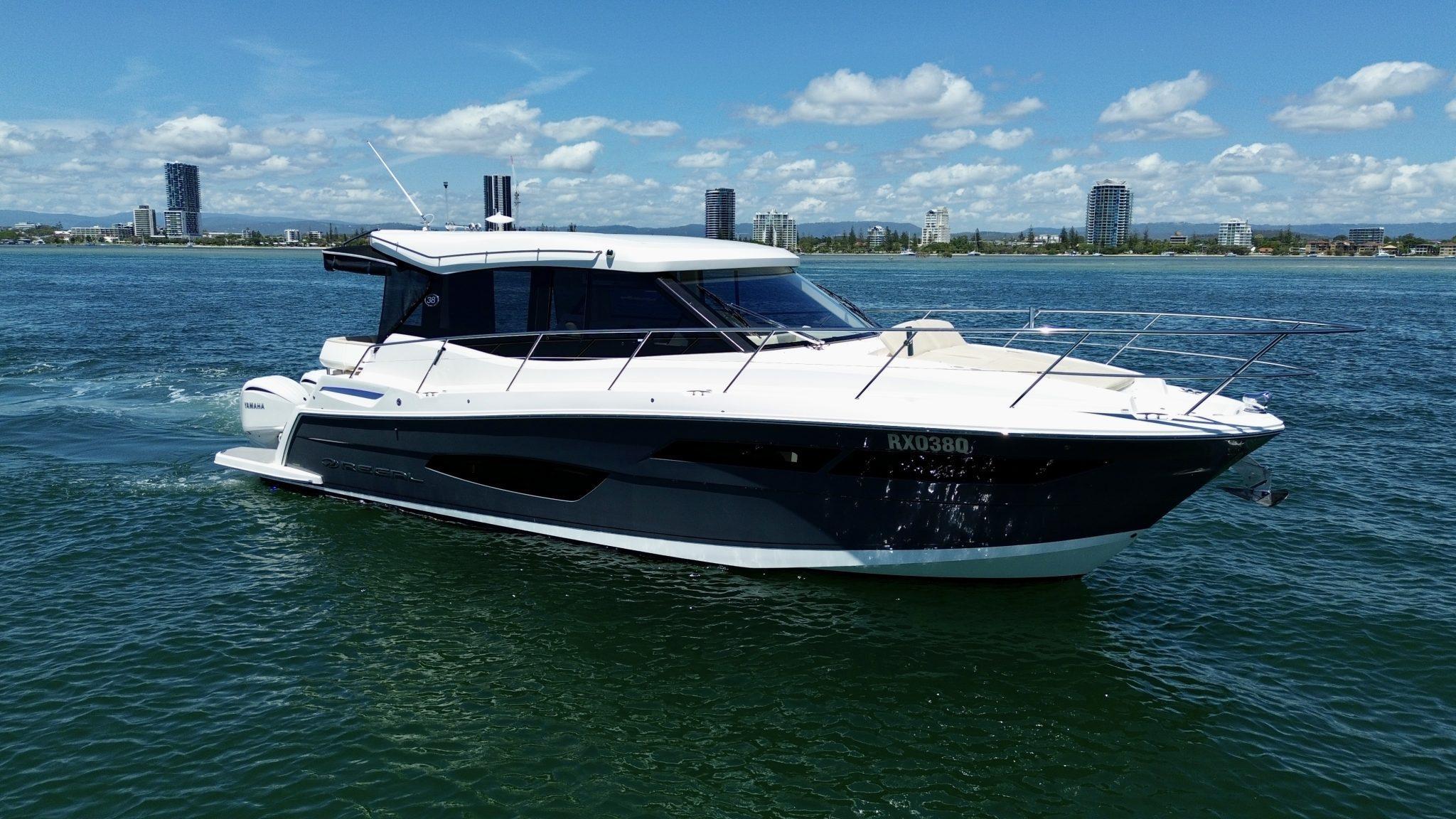 2023 Regal 38 XO Sport Yacht for sale
