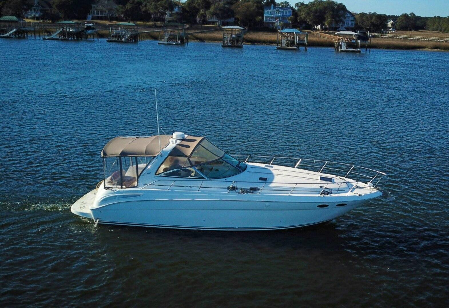 Sea Ray 380 Sundancer