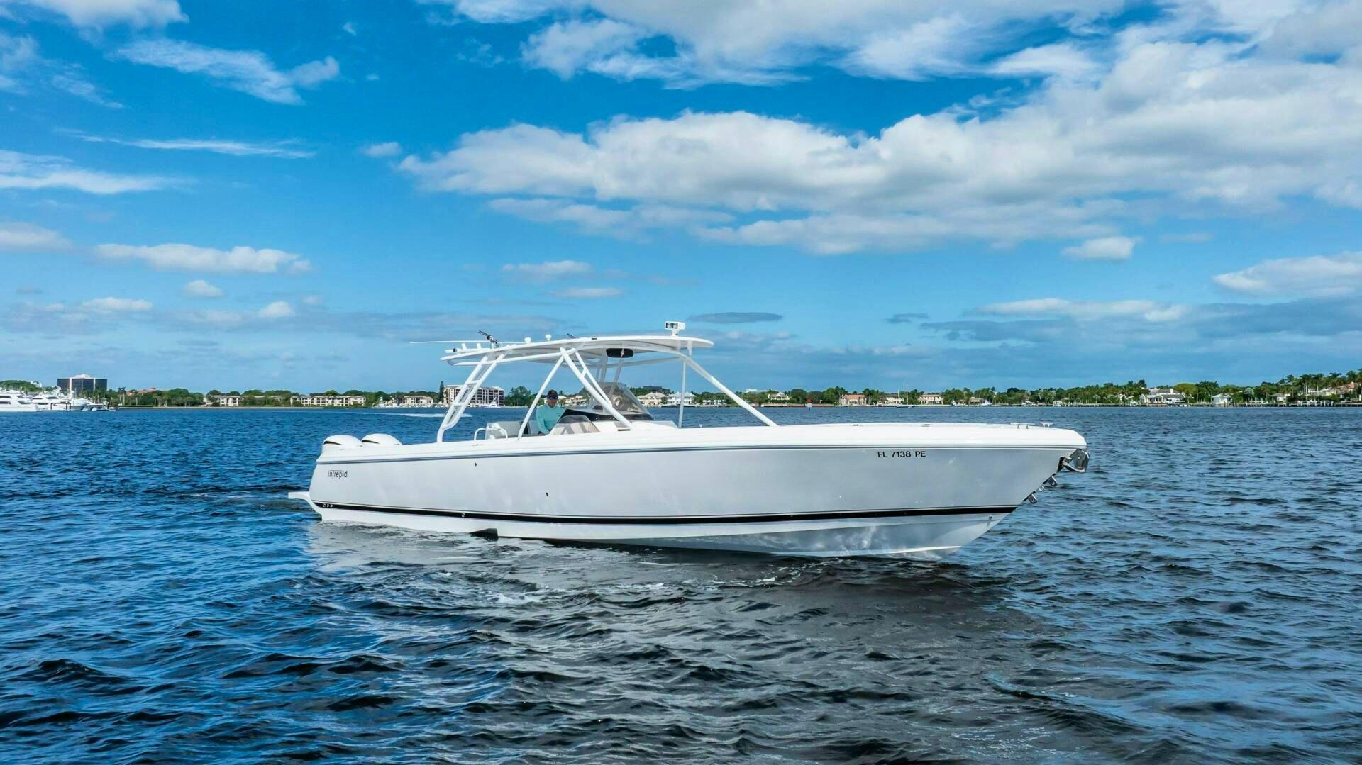 Intrepid 400 Open