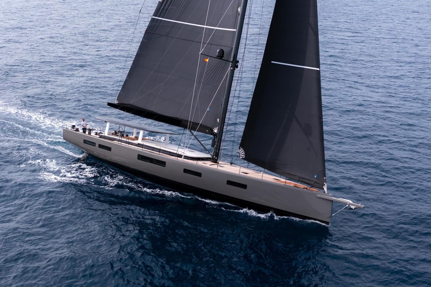 YYachts Y9 Bella