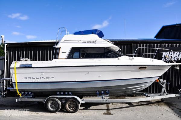 Bayliner 2556 Flybridge