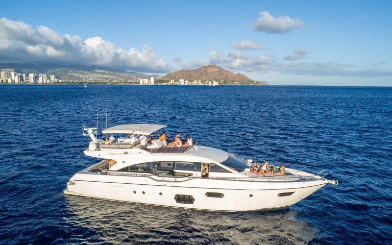 Ferretti 690