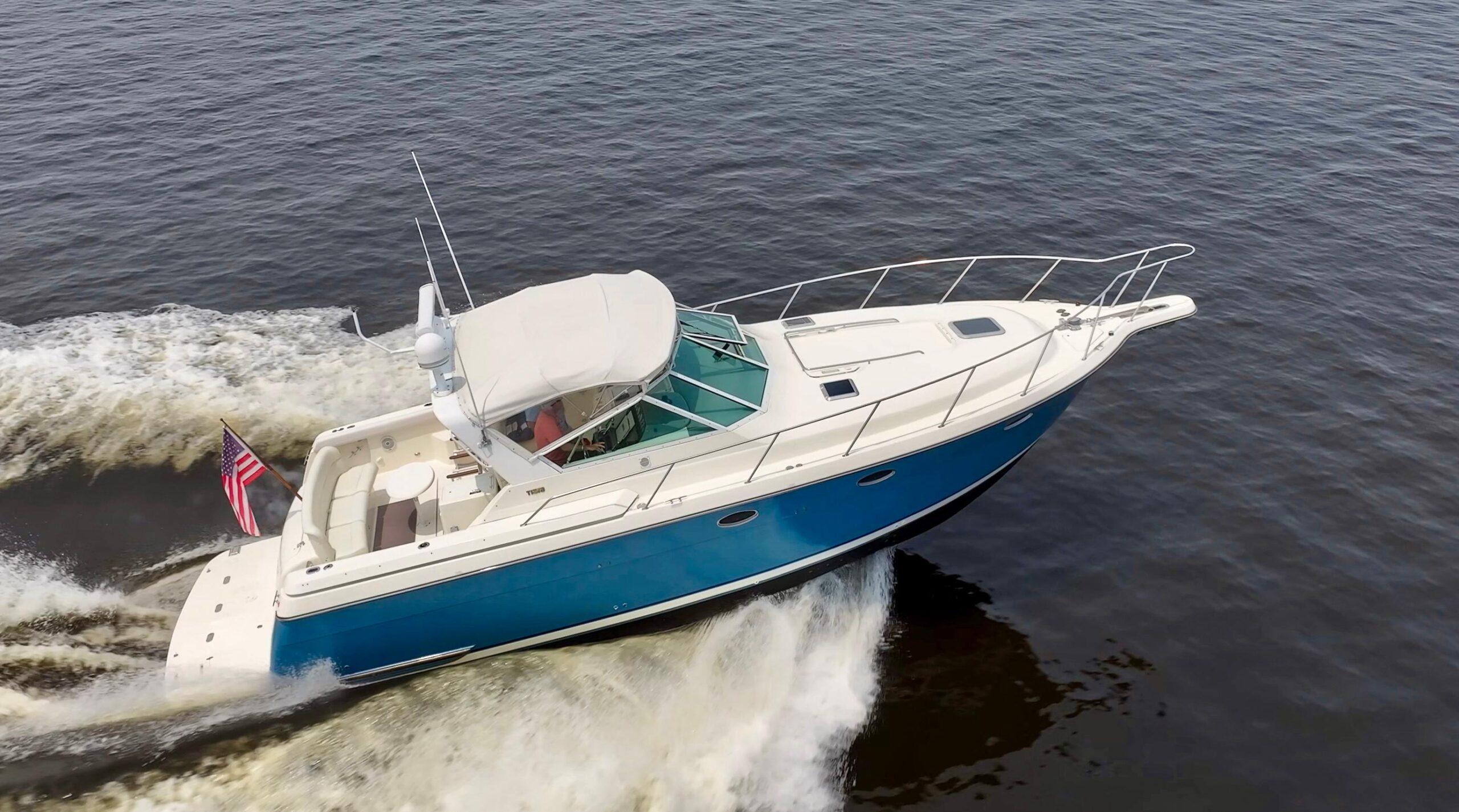 Tiara Yachts 3500 Express