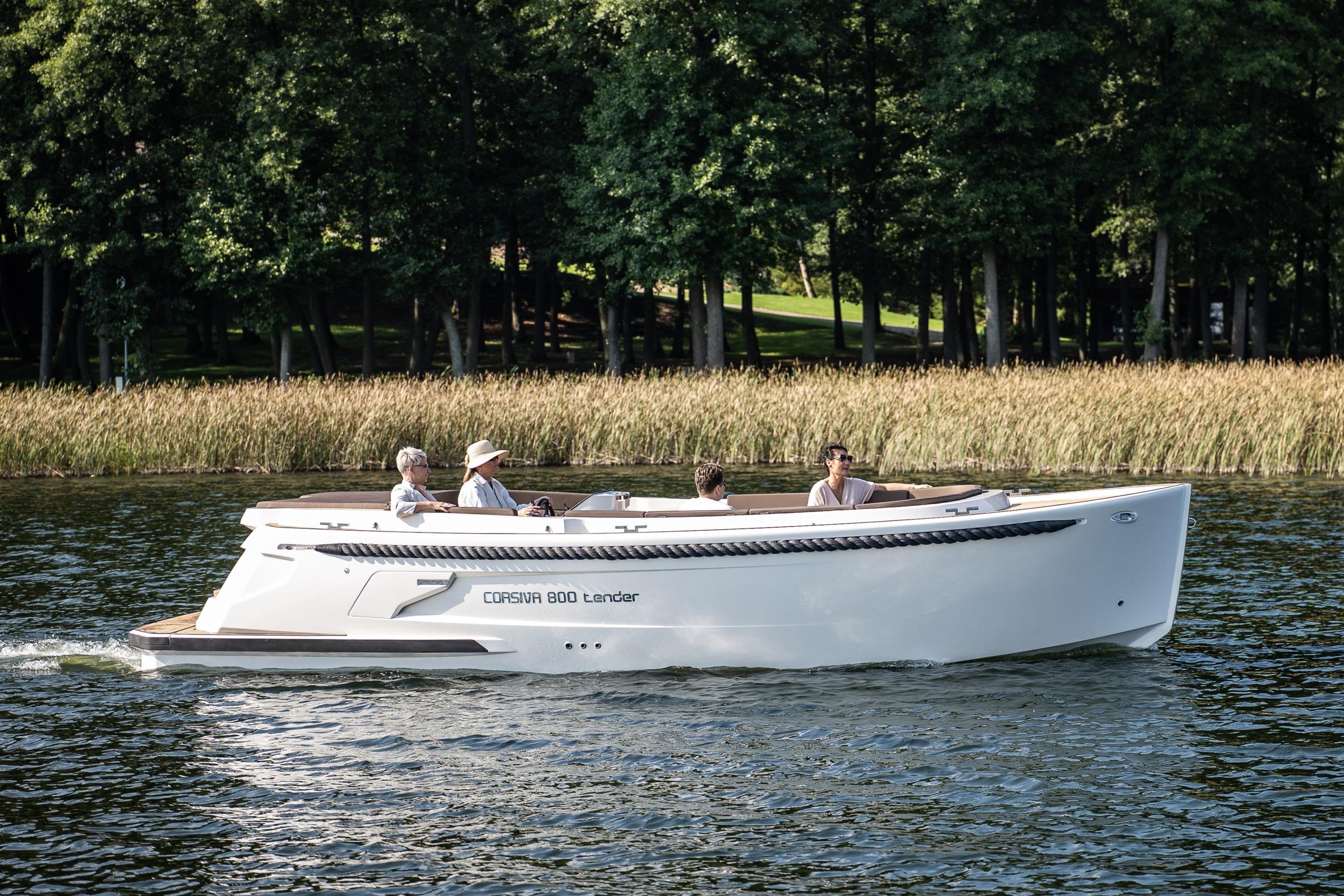 Corsiva 800 Tender