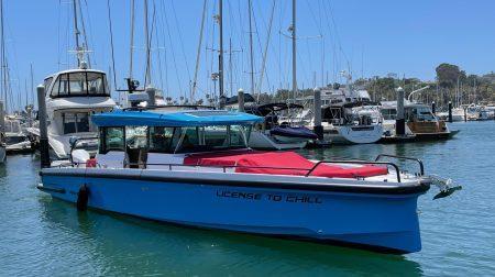 Axopar 37 XC Cross Cabin