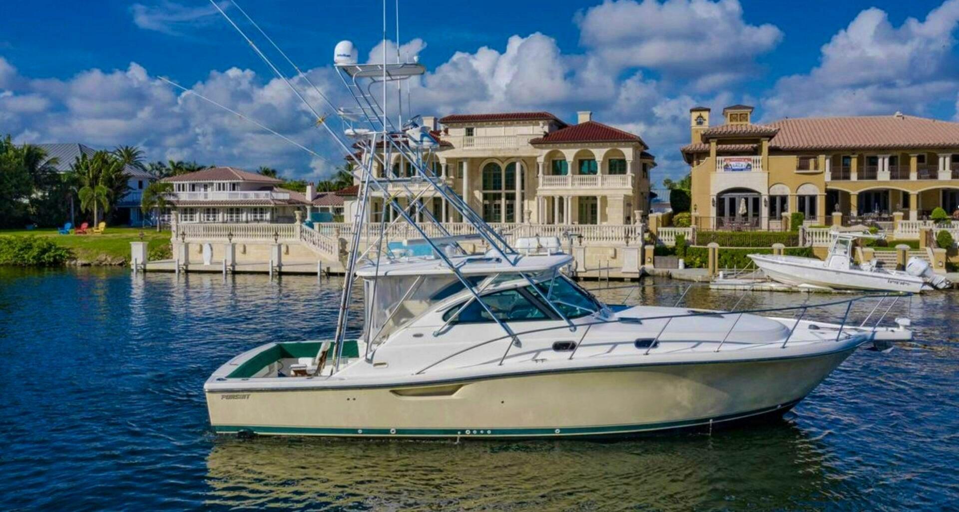 Pursuit 3800 Express