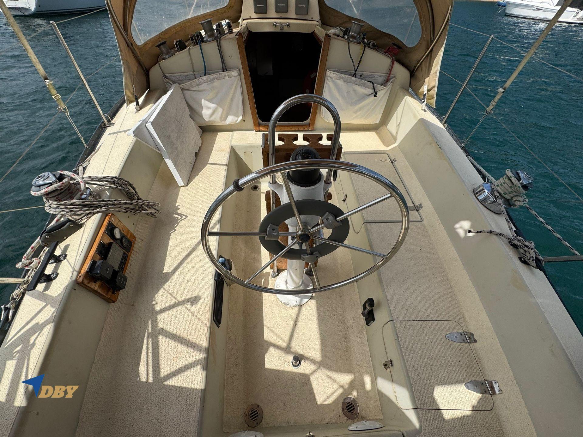 Phantom 33 SLOOP