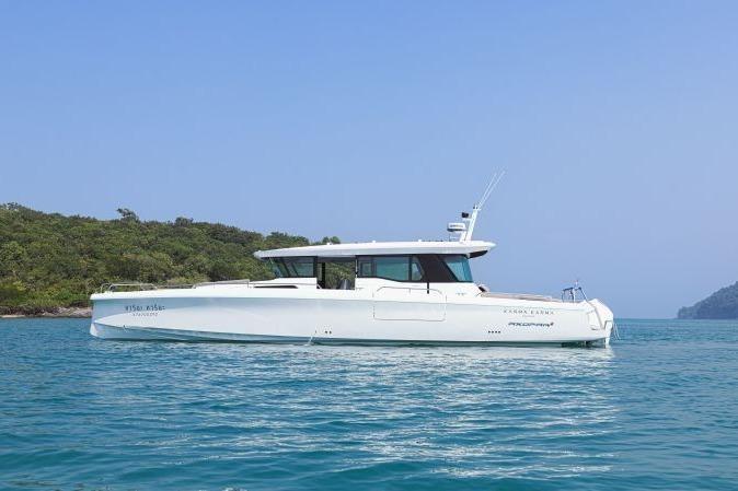 Axopar 45 XC Cross Cabin
