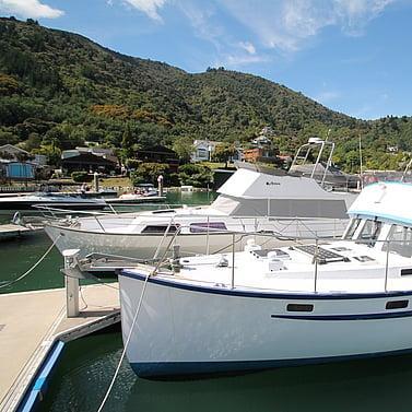 Askew 11.6m Classic Launch