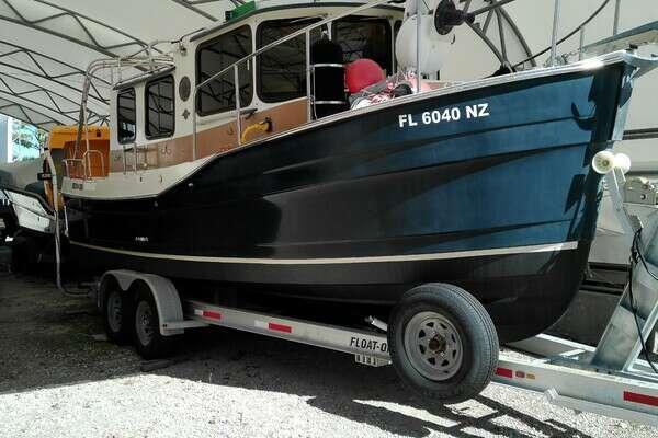 Ranger Tugs R-25