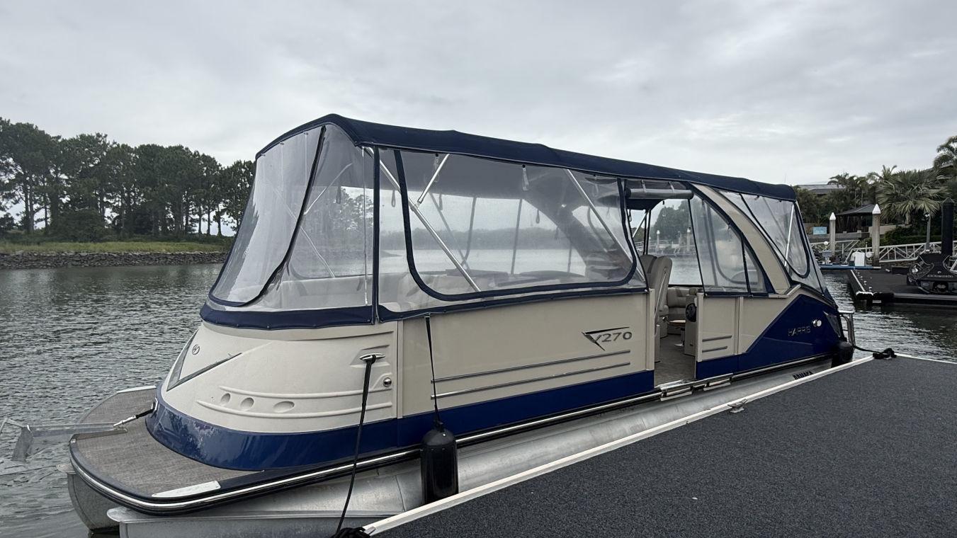Harris Grand Mariner 270