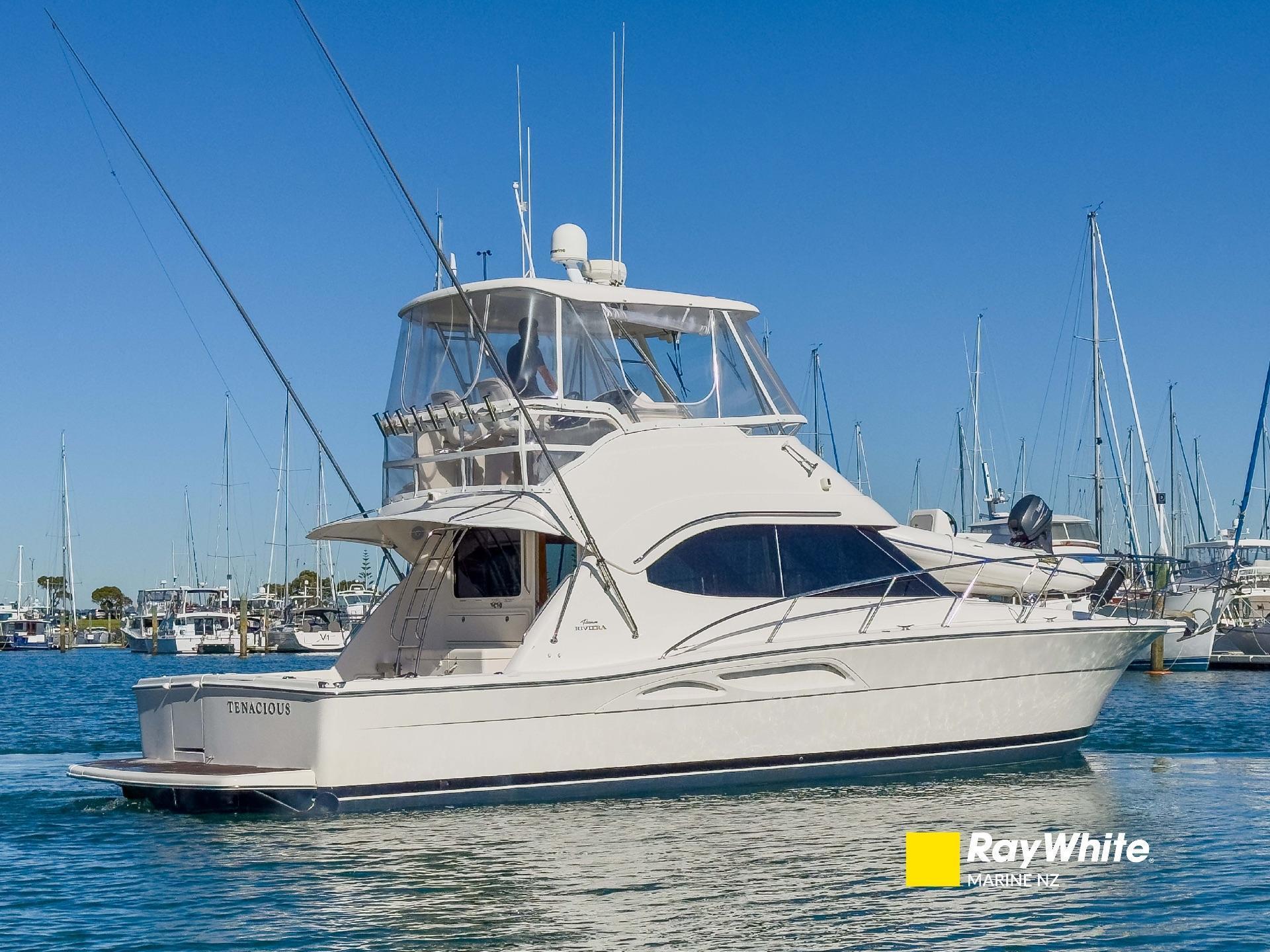 Riviera 40 FLYBRIDGE