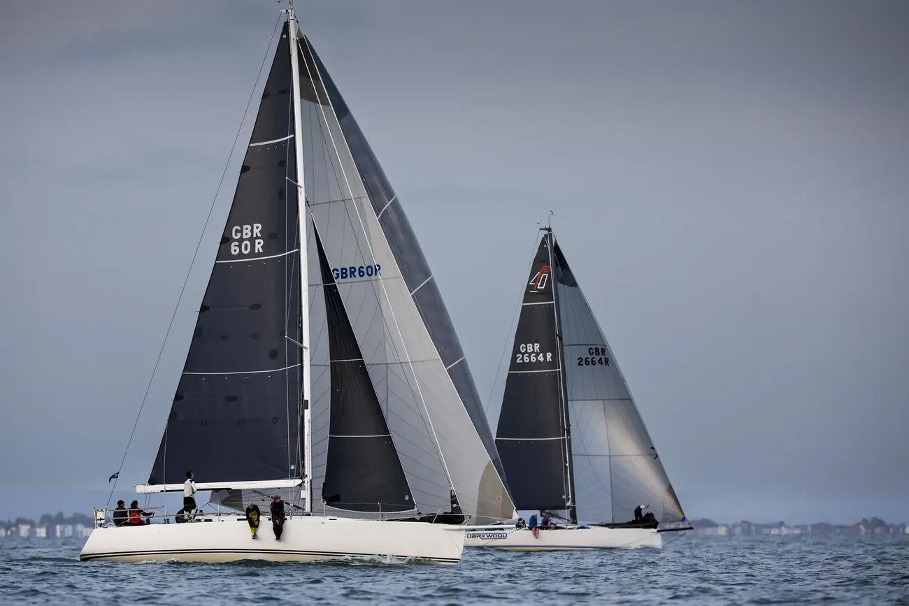 J Boats J133