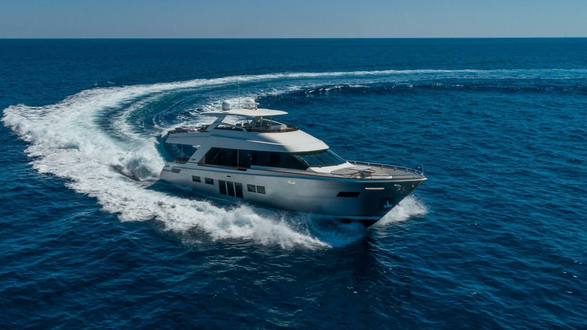 Lazzara Breeze 76