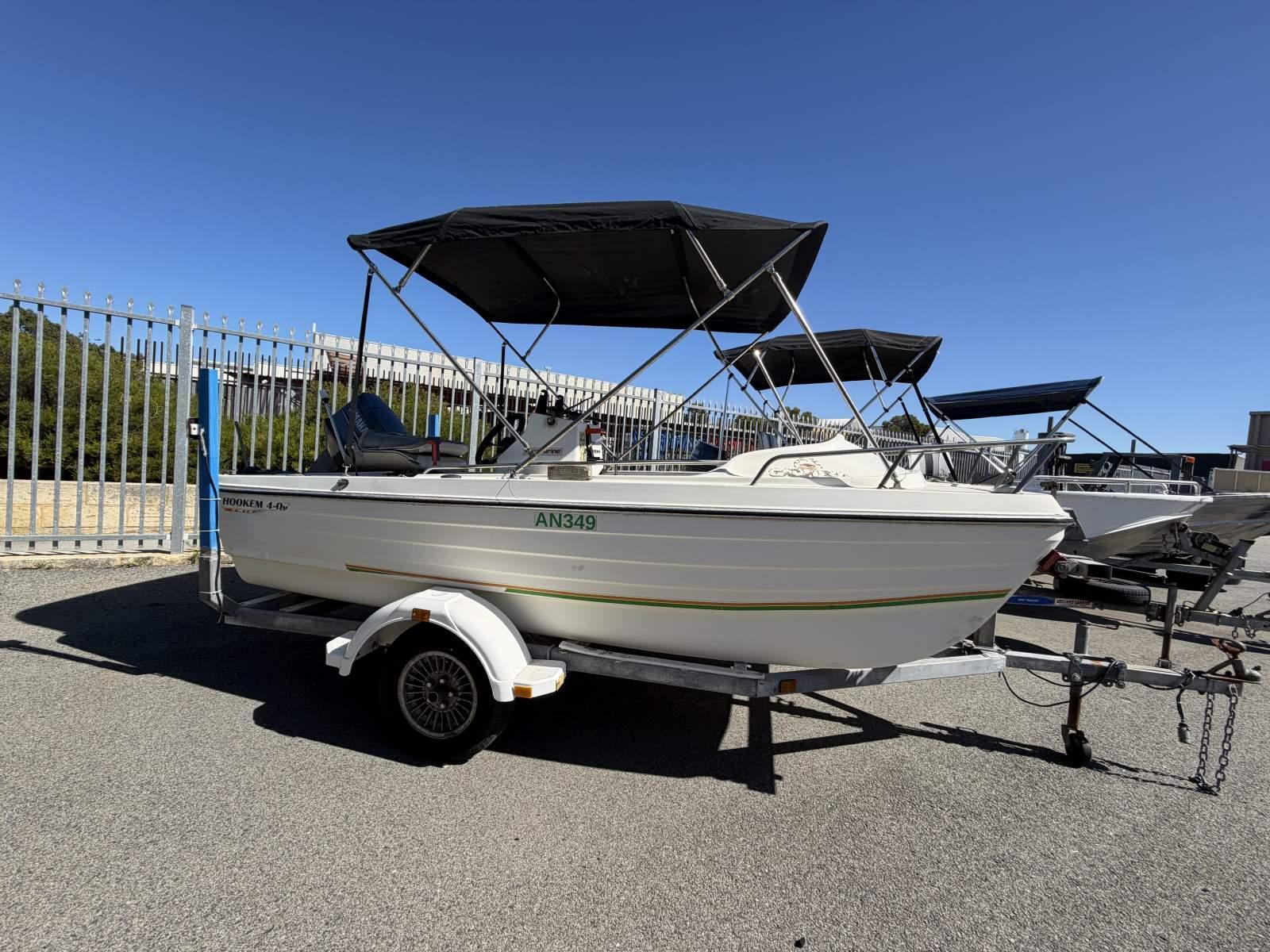 HOOKEM 4.0 TWIN HULL