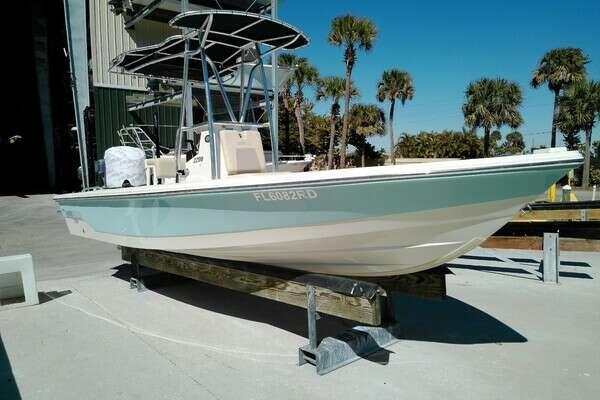 Pathfinder 2200 T