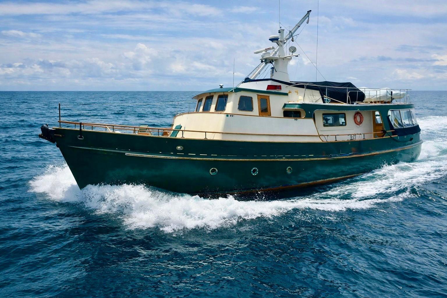 Southern Marine MALAHIDE Pilothouse LRC