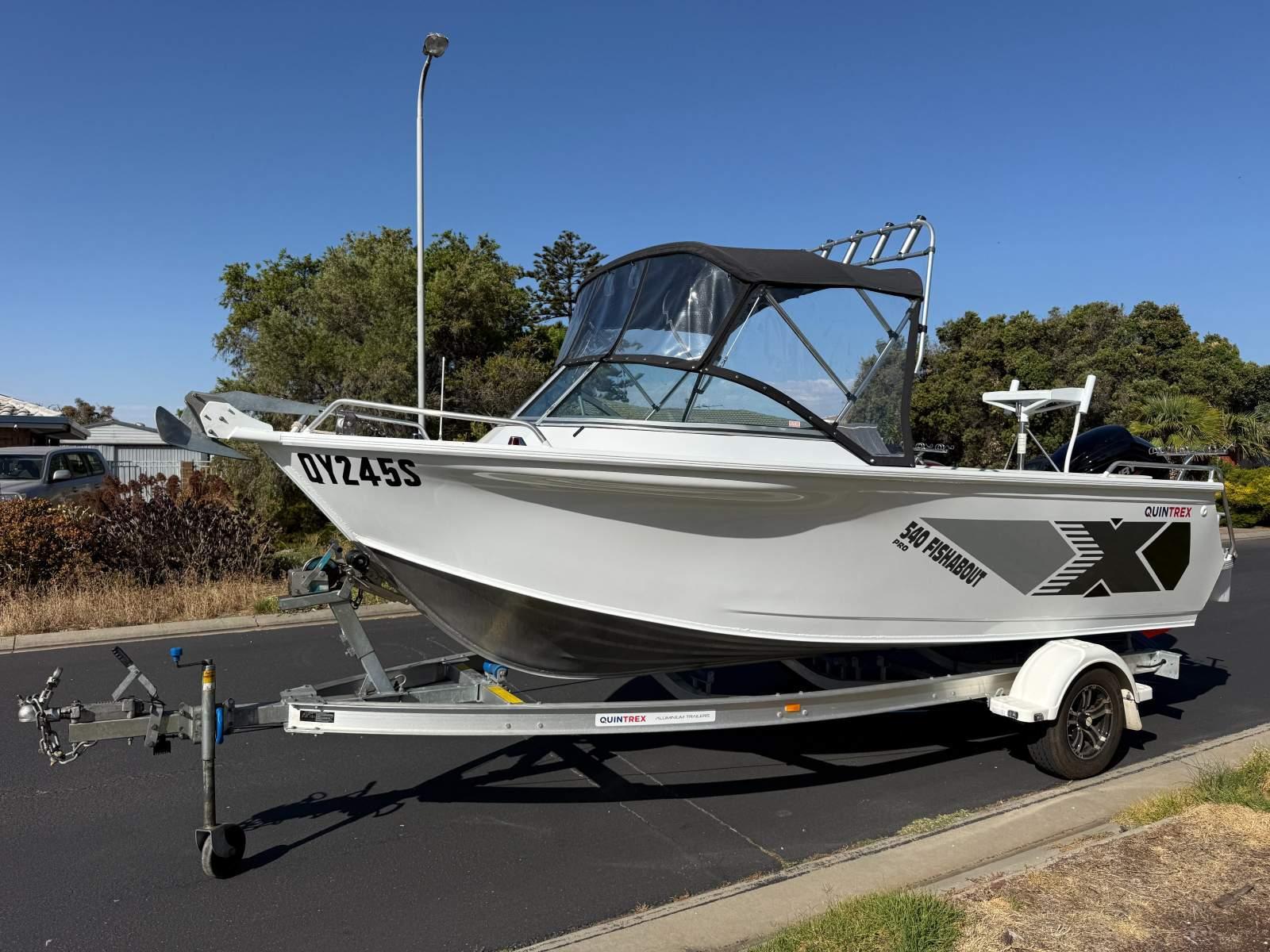 Quintrex 540 Fishabout Pro