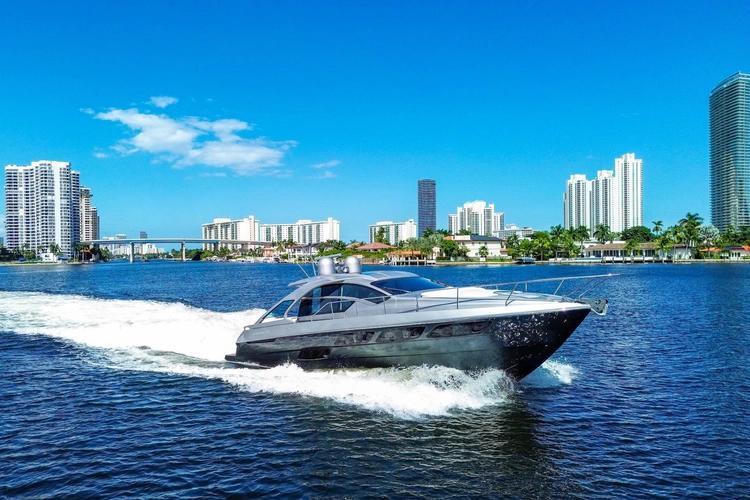 Pershing 5X
