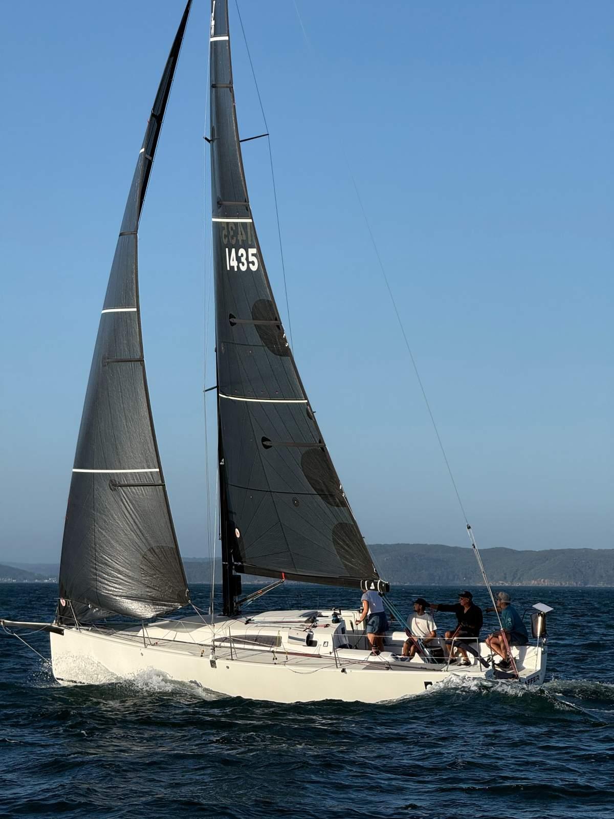 J Boats J/99