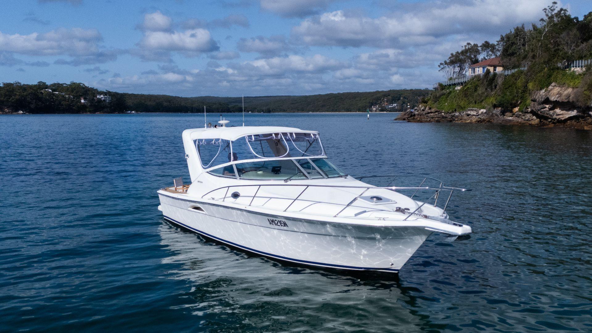 Riviera 3000 Offshore Series II
