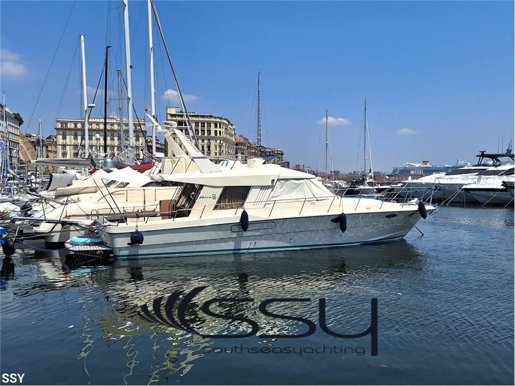 RIVA SuperAmerica 50