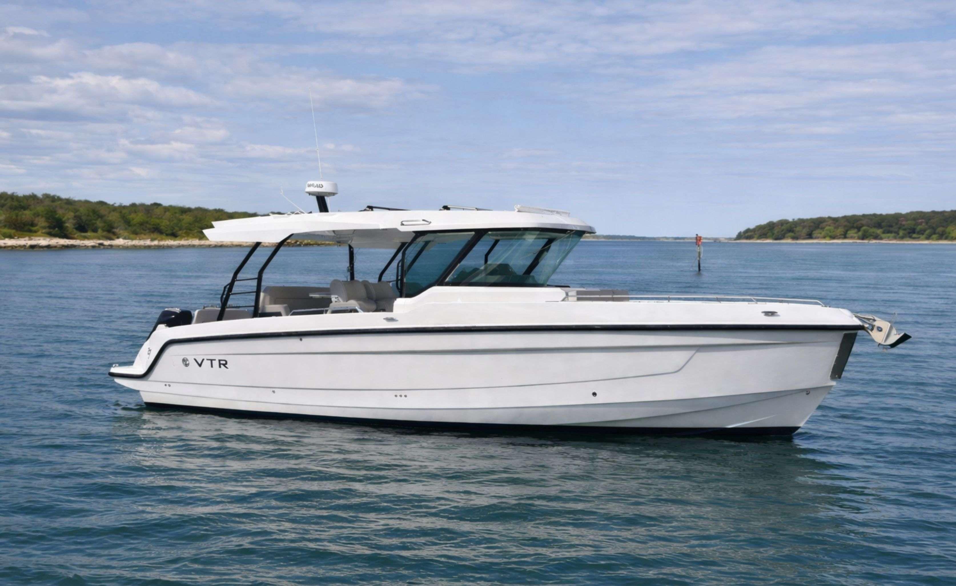 Cruisers Yachts 38 VTR