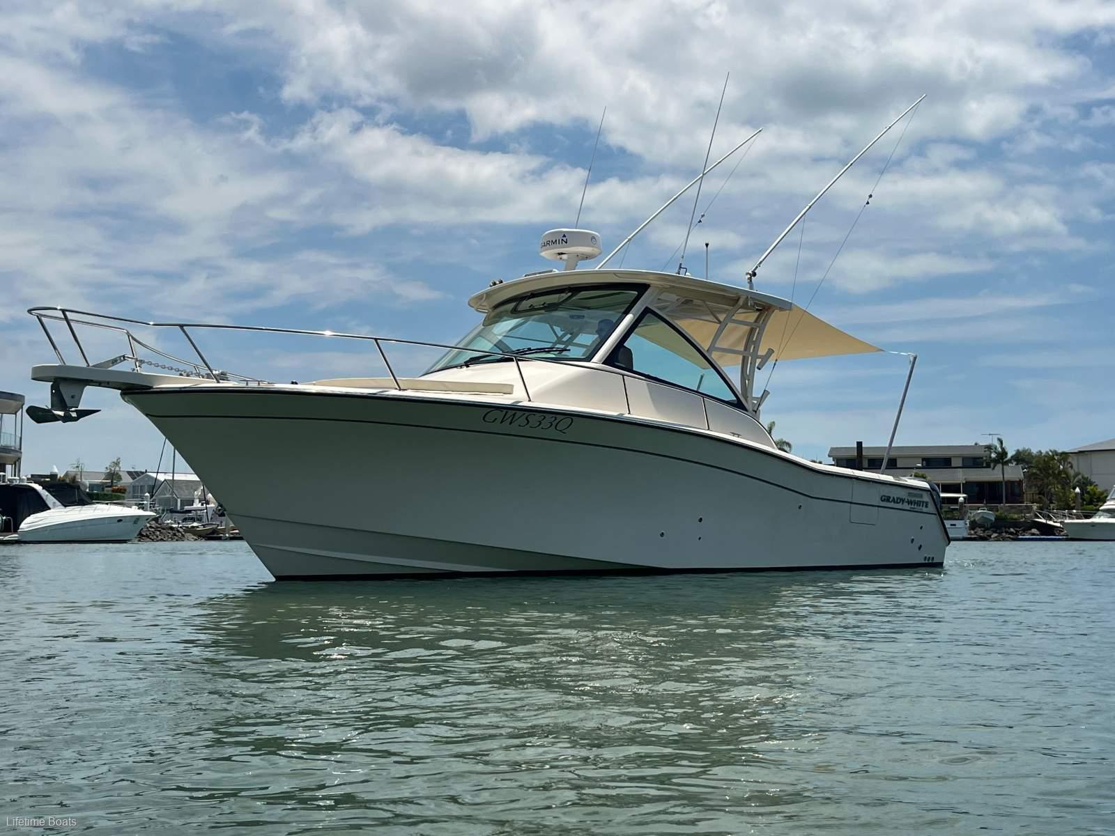 Grady-White Express 330