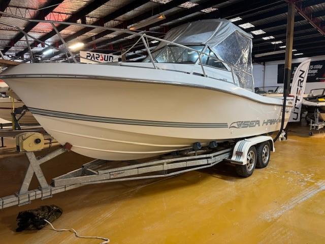 Chris Craft Sea Hawke 215