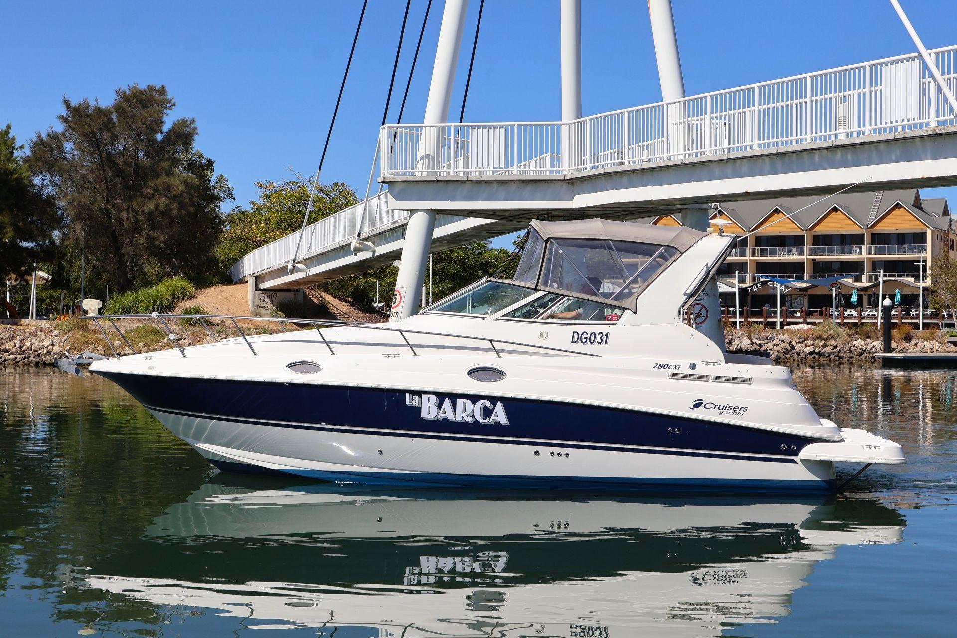 Cruisers Yachts 280CXI
